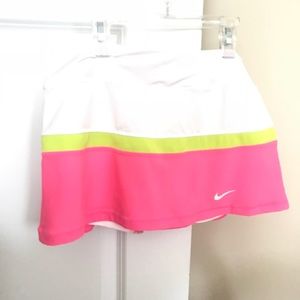 *NIKE TENNIS SKIRT